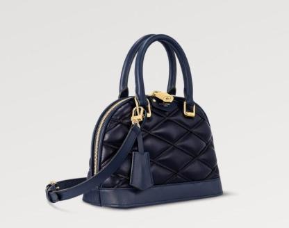 【キルティングタイプが登場♪3色】ルイヴィトン　ハンドバッグ